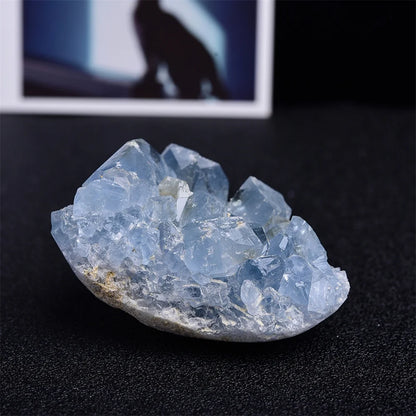 Hermoso y natural cristal de celestita de Madagascar en bruto, racimo druzy, geoda azul cielo, muestra mineral en bruto