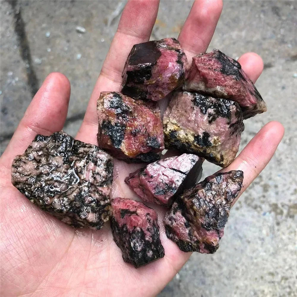 Natural Rhodonite Raw Stone Crystal Quartz Rough Raw  Mineral Stone Specimen Fish TankCourtyard Home Decoration