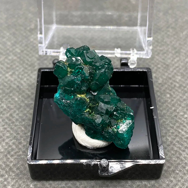 Piedras y cristales de cuarzo de dioptasa verde del Congo 100 % naturales + caja tamaño: 35 x 35 x 35 mm