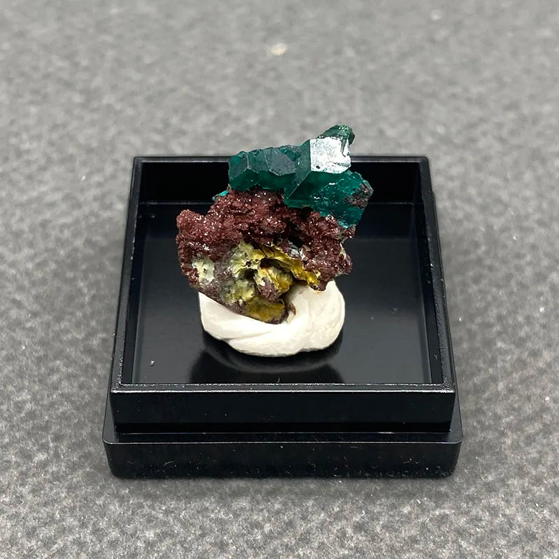 100% natural  Congo dioptase raw stone mineral specimen healing crystal gem collection +Box size：27*27*25 mm