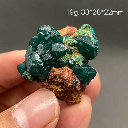 100% Natural Congo Dioptase Raw Stone Mineral Specimen - Healing Crystal Gem Collection