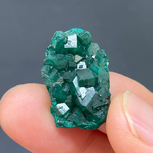 Natural Congo Green Dioptase Mineral Specimen Crystals Quartz Healing Stone Teaching Collection Home Decor M1-18