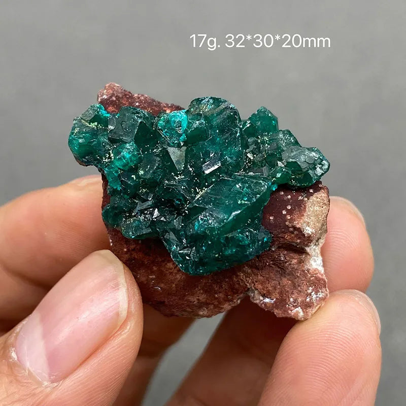 100% Natural Congo green Dioptase Mineral specimen stones and crystals quartz