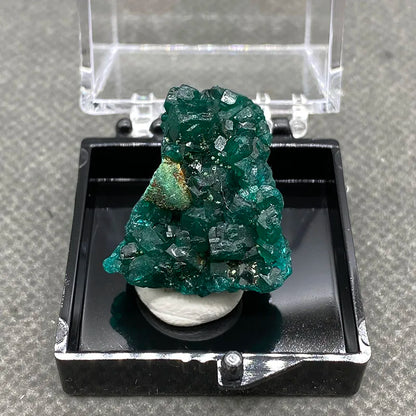 Piedras y cristales de cuarzo de dioptasa verde del Congo 100 % naturales + caja tamaño: 35 x 35 x 35 mm