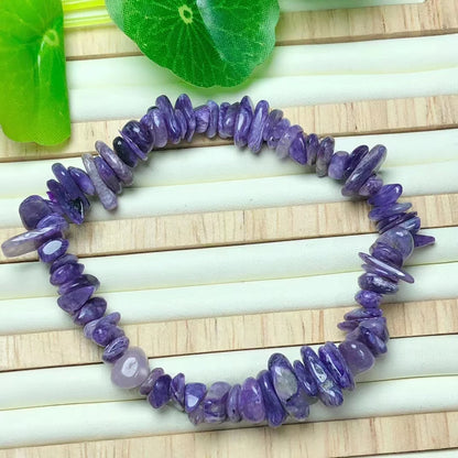 Cross border hot selling 8mm natural purple charoite gemstone crystal crushed chip stones stretch bracelet for healing