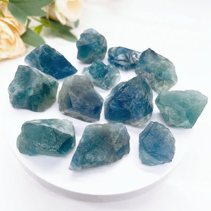 Piedra de fluorita azul y verde natural en bruto, espécimen mineral irregular, curación Reiki, decoración para el hogar y el acuario, regalo