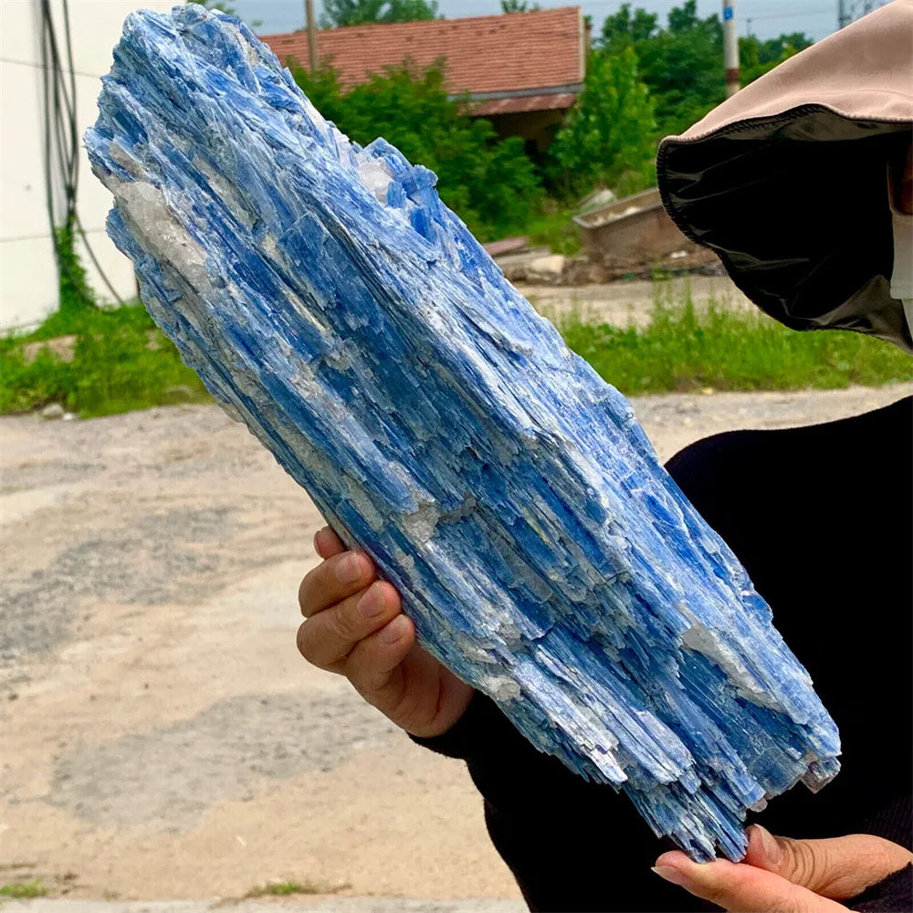 Muestra de piedra mineral de cristal de Reiki en bruto de cianita azul natural, piedra preciosa, chip de racimo de cianita para curación, calcita, 1 unidad