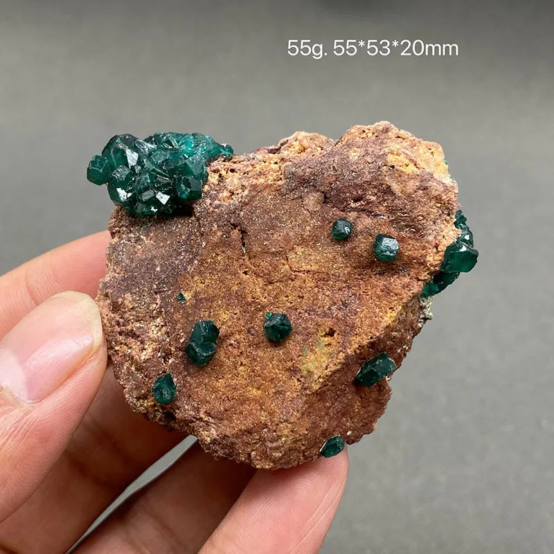 Piedras y cristales de cuarzo de dioptasa verde del Congo 100 % naturales