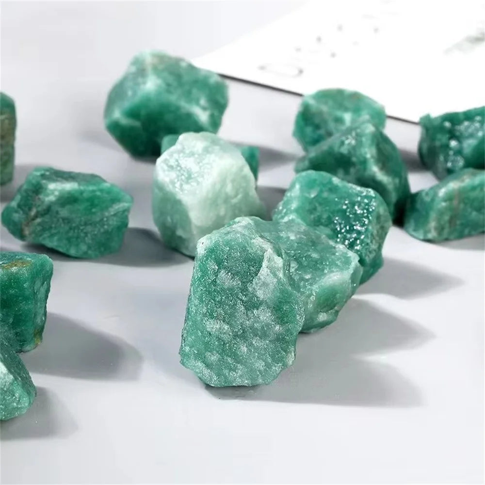 Natural Green Aventurine Crystal Quartz Raw Rough Tangling Jade Mineral Healing Crystals Specimens Reiki Collectible Home Decor