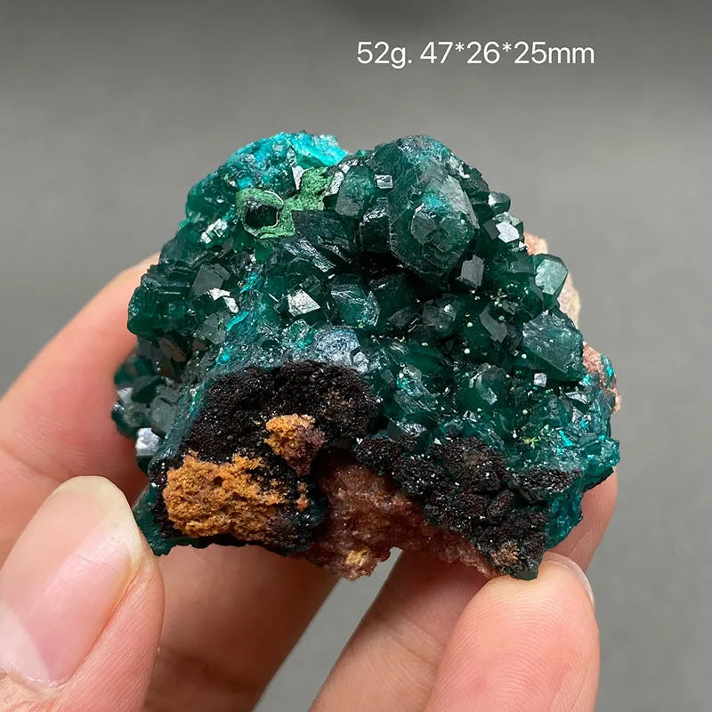 Piedras y cristales de cuarzo de dioptasa verde del Congo 100 % naturales