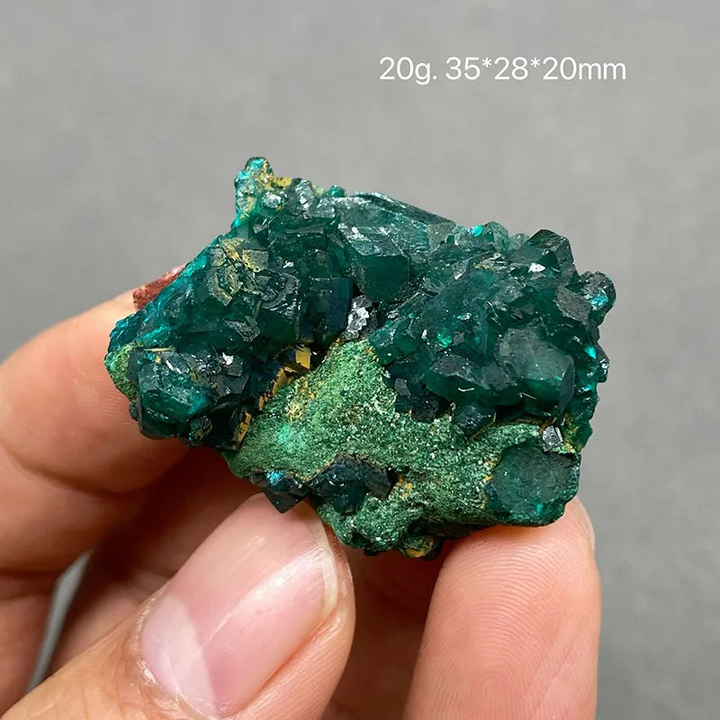 100% Natural Congo green Dioptase Mineral specimen stones and crystals quartz