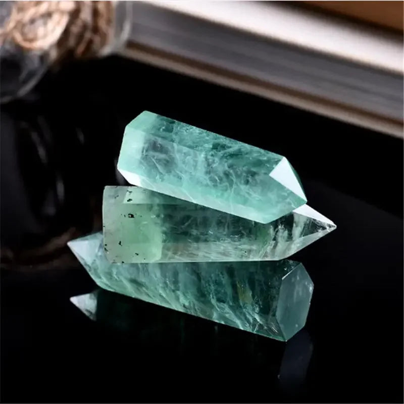 Natural Green Fluorite Single Pointed Pillar Crystal Healing Stone Natural Green Quartz Room Decor Polished Obelisk Carved Craft