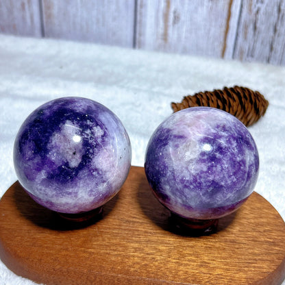 High Quality Natural Crystal Lepidolite Sphere Gemstones Mineral Energy Reiki Home Decorations Gift