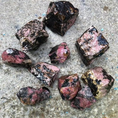 Natural Rhodonite Raw Stone Crystal Quartz Rough Raw  Mineral Stone Specimen Fish TankCourtyard Home Decoration