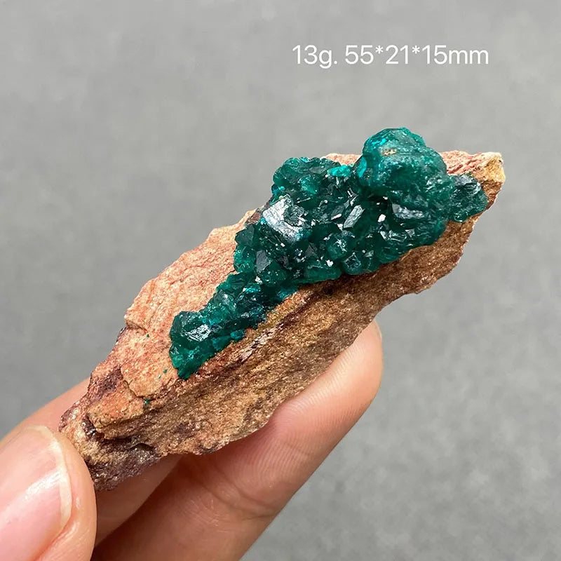 100% Natural Congo green Dioptase Mineral specimen stones and crystals quartz